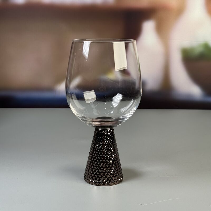 คุณภาพ Electroplate Diamond Base Wine Glass Set โรงงาน