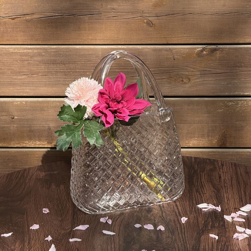 คุณภาพ Hand-Blown Diamond Pattern Glass Handbag Vase - Versatile Decorative Centerpiece for Home & Wedding Decor โรงงาน