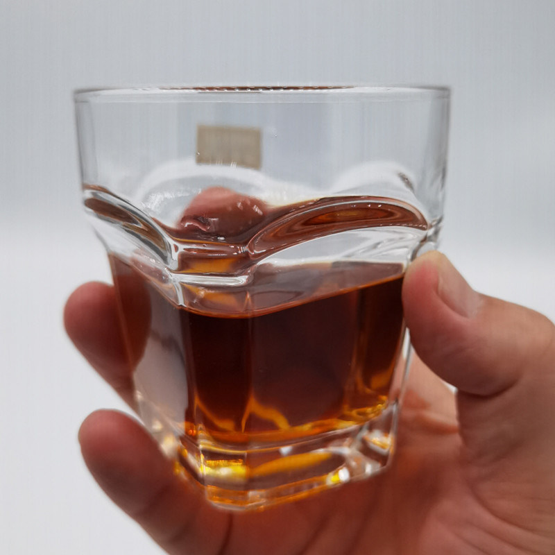 คุณภาพ Transparent Square Bottom 10 Oz Whiskey Glasses For Home โรงงาน