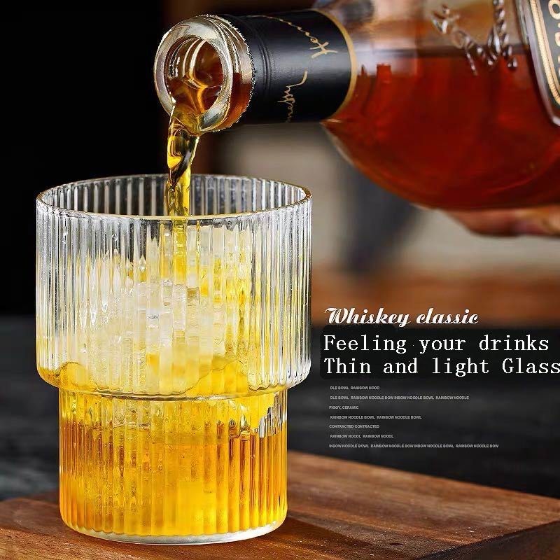 คุณภาพ Thin Wall 7cm Diameter Tumbler Drinking Glasses With Optical Stripes โรงงาน