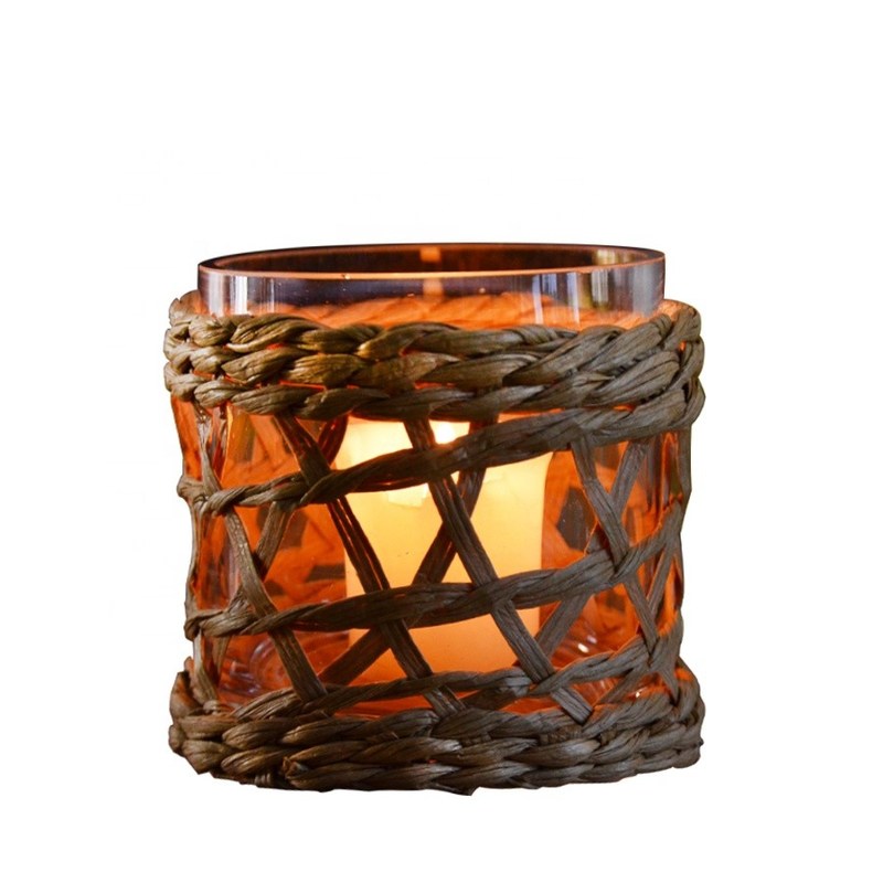 คุณภาพ Round Creative Glass Candle Holders With Wicker Sleeve โรงงาน