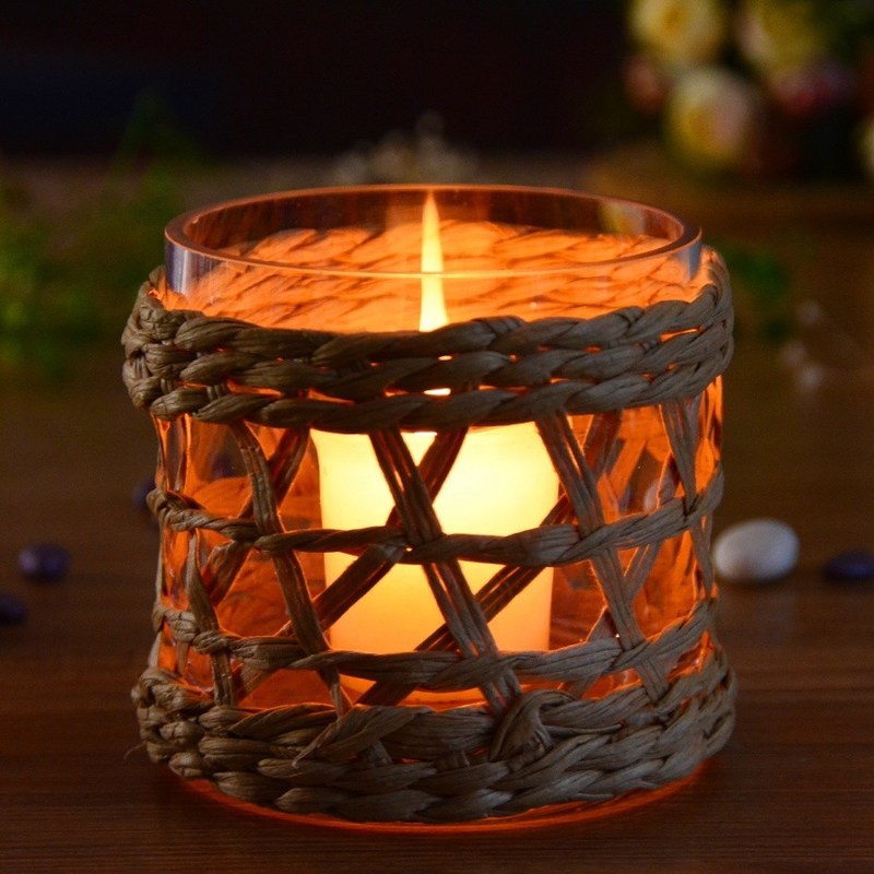 คุณภาพ Round Creative Glass Candle Holders With Wicker Sleeve โรงงาน
