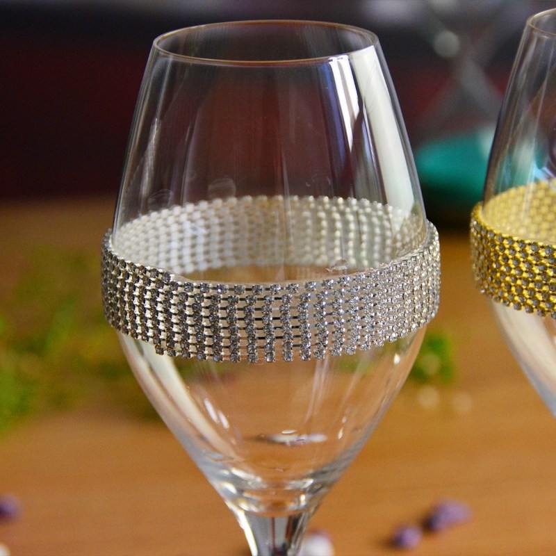 คุณภาพ Diamonds Decorated Crystal Wine Glass As Anniversary Gift โรงงาน