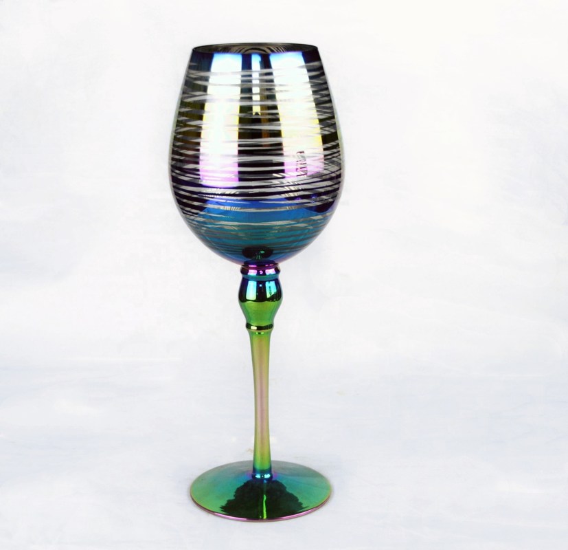 คุณภาพ Laser Circles Pattern Iridescent Crystal Wine Glass With Pearl Stem โรงงาน