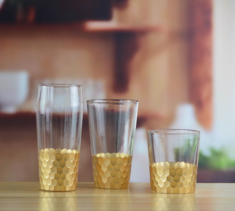 คุณภาพ 450ml Gold Cutted Honeycomb Stemless Crystal Wine Glass โรงงาน