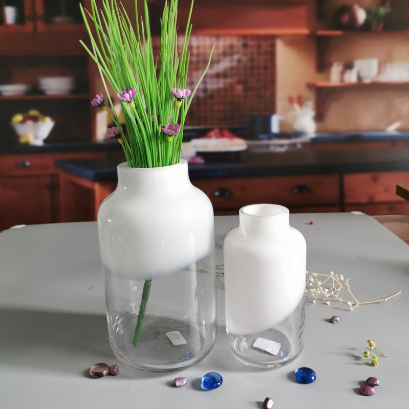 คุณภาพ Hand Made Solid White Top Half Ceramic Glass Jar Vase โรงงาน