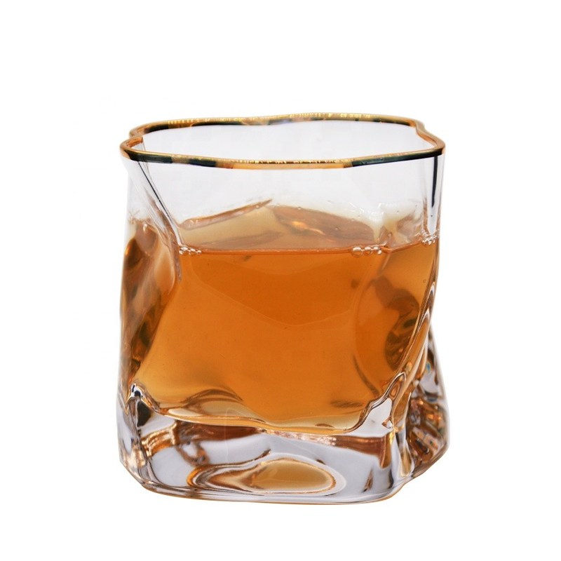 คุณภาพ Irregular Handmade Whiskey Glass With Gold Rim โรงงาน