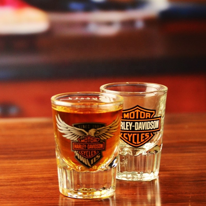 คุณภาพ 2oz Unique Shot Glasses โรงงาน