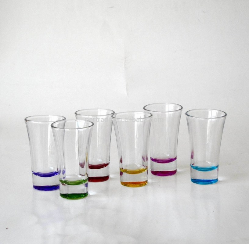 คุณภาพ Handpainted Rainbowl Bottom Crystal Shot Glasses For Pub โรงงาน