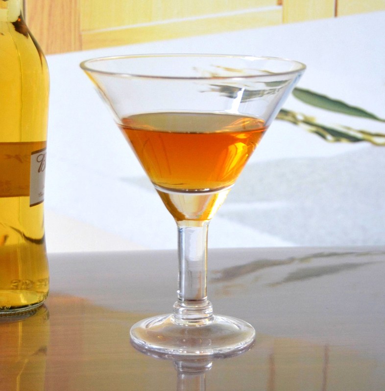 คุณภาพ Unique Customization Thick Stem Crystal Cocktail Glasses โรงงาน