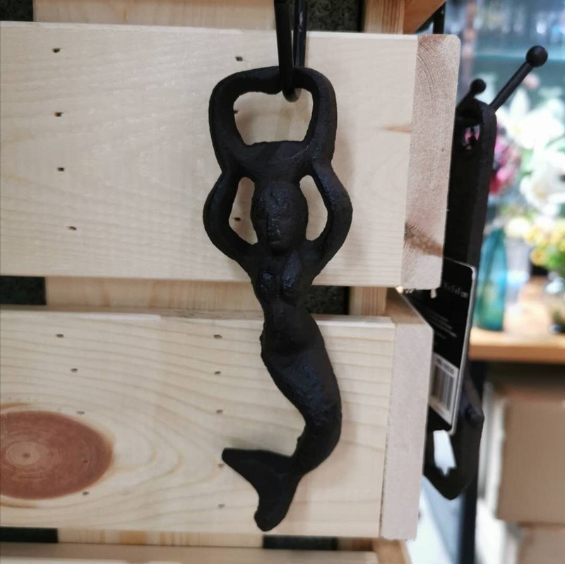 คุณภาพ Customized Mermaid Cast Iron Wine Bottle Opener For Bar โรงงาน