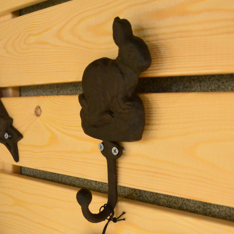 คุณภาพ Antique Cute Rabbit Cast Iron Hat Hooks Cast Iron Crafts โรงงาน