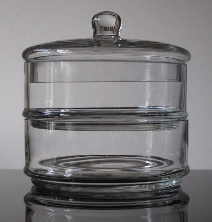 คุณภาพ Handblown 3 Layer Stackable Storage Jars With Lids โรงงาน
