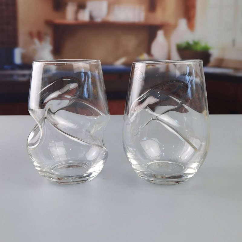 คุณภาพ Twisted Swirling Crystal Red Wine Glasses 250ml Stemless โรงงาน
