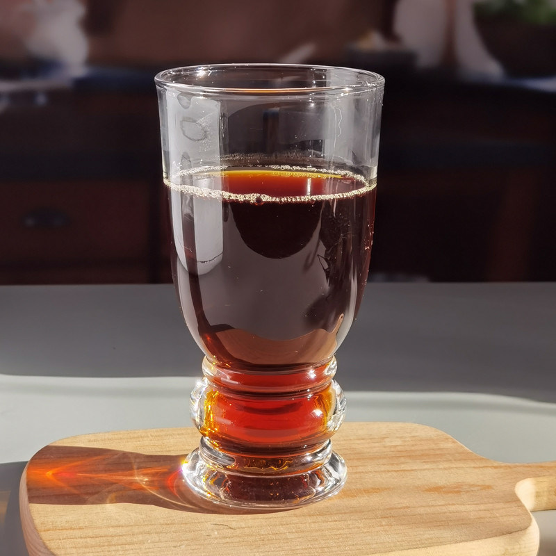 คุณภาพ 550ml Retro Style Craft Beer Tulip Glasses With Handle Bottom โรงงาน