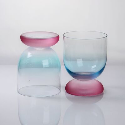 คุณภาพ Handblown Crystal Wine Glass Goblet with Two-color Gradient and Frosted Base for 300ml Wine Cocktail & Home Decor โรงงาน