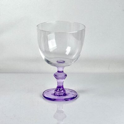คุณภาพ 4‑Pack Vintage Purple Stem Wine Glasses, Assorted Shapes Clear Cup with Decorative Purple Stem, Handblown Glass Goblets for Wedding Party Home Tabletop Decoration โรงงาน