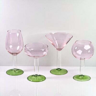 คุณภาพ Hand Blown Borosilicate Stemmed Wine & Cocktail Glass Set, Pink Bowl with Green Hollow Stem Base, Colored Spray Tinted Art Goblets for Bar, Wedding & Table Decor โรงงาน