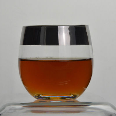 คุณภาพ Round Handmade Whiskey Glass โรงงาน