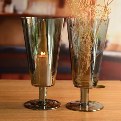 คุณภาพ Stemed Electroplated Grey Glass Candle Holder Centerpieces โรงงาน