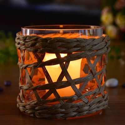คุณภาพ Round Creative Glass Candle Holders With Wicker Sleeve โรงงาน
