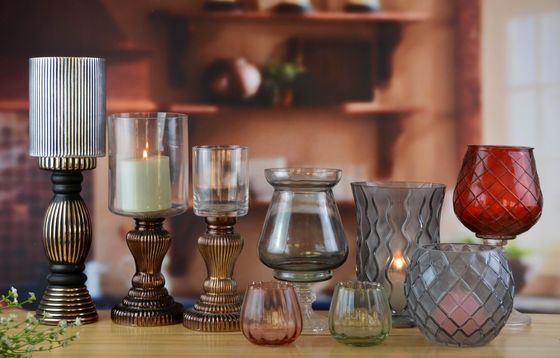 คุณภาพ Handmade Ancient Pillar Candle Holders With Silver Foot โรงงาน