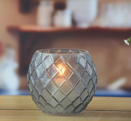 คุณภาพ 8" Grey Embossed Fence Pattern Glass Candle Holders โรงงาน