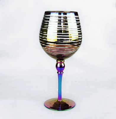 คุณภาพ Laser Circles Pattern Iridescent Crystal Wine Glass With Pearl Stem โรงงาน