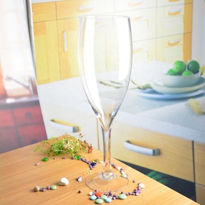 คุณภาพ Europe Style Long Stem Glass Vase Centerpiece For Party โรงงาน