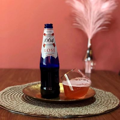 คุณภาพ New Style Unique Shaped Crystal Whiskey Glasses , Tumbler Drinking Glass For Home โรงงาน