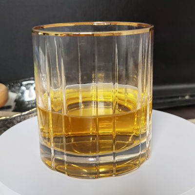 คุณภาพ Customized Gold Rim Whole Set Handmade Whiskey Glass โรงงาน