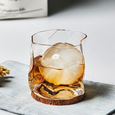 คุณภาพ Irregular Handmade Whiskey Glass With Gold Rim โรงงาน