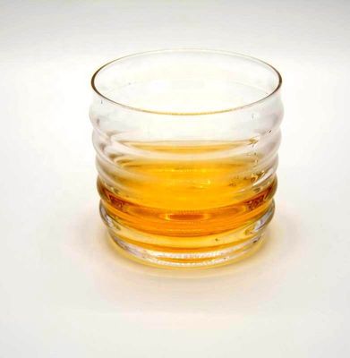 คุณภาพ Anti Skidding Handmade Whiskey Glass With Wave Pattern โรงงาน