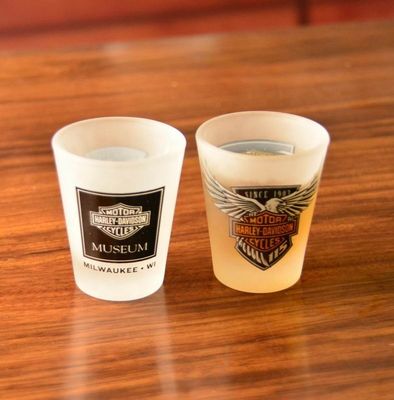 คุณภาพ 1.5oz Frosted High End Unique Shot Glasses For Liquor โรงงาน
