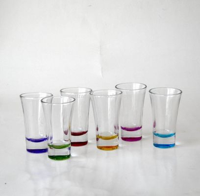 คุณภาพ Handpainted Rainbowl Bottom Crystal Shot Glasses For Pub โรงงาน