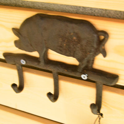 คุณภาพ Pig Shape Vintage Decorative Iron Wall Hooks For Home โรงงาน