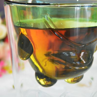 คุณภาพ Green Borosilicate Double Layer Colored Drinking Glasses โรงงาน