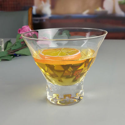 คุณภาพ Lead Free Crystal Cocktail Glasses With Optical Diamonds Design โรงงาน