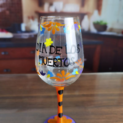 คุณภาพ FDA Holiday Gift Hand Painted Festival Wine Glass โรงงาน